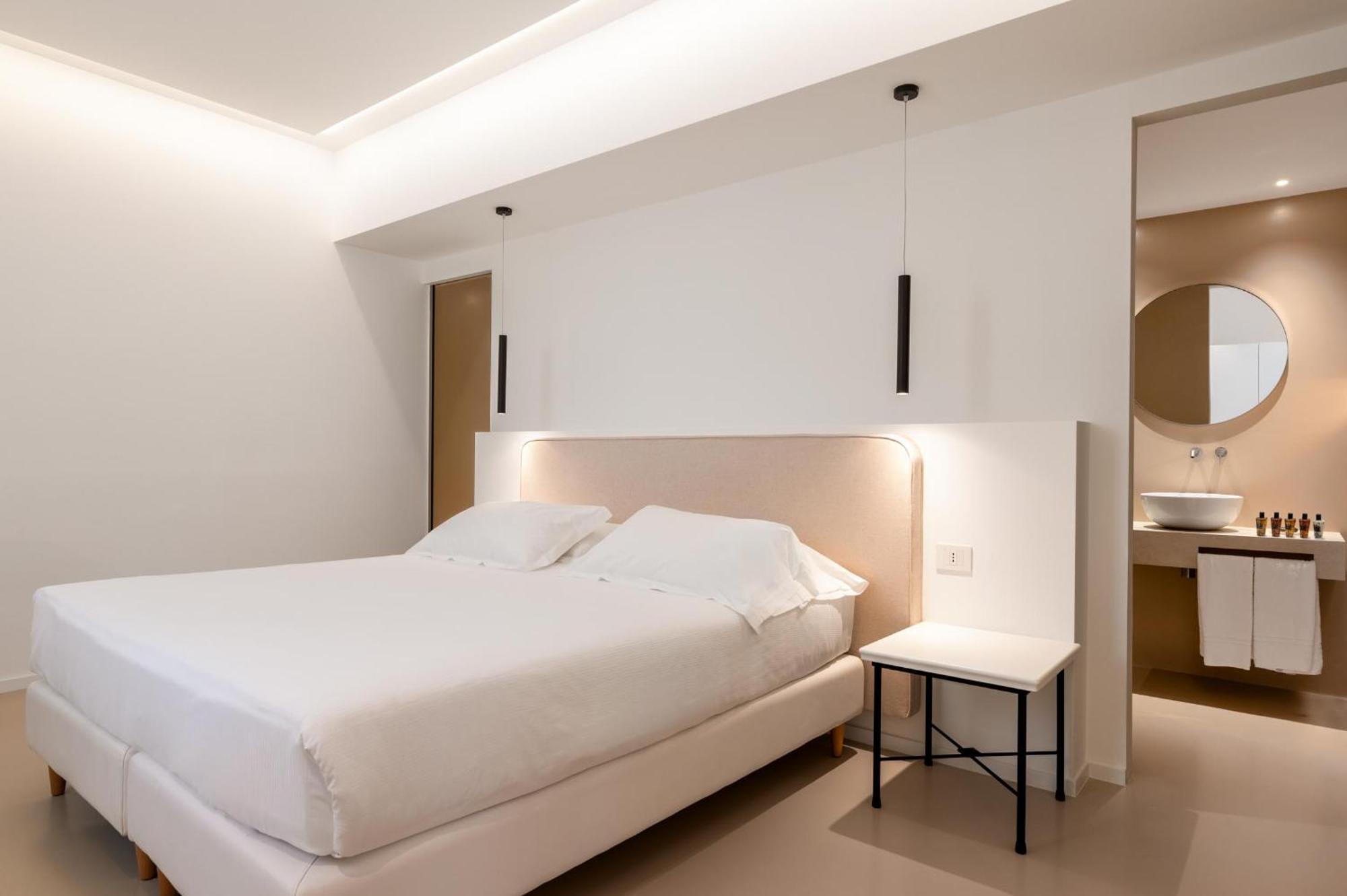 Classic Double or Twin Room,1773678420:JPEG